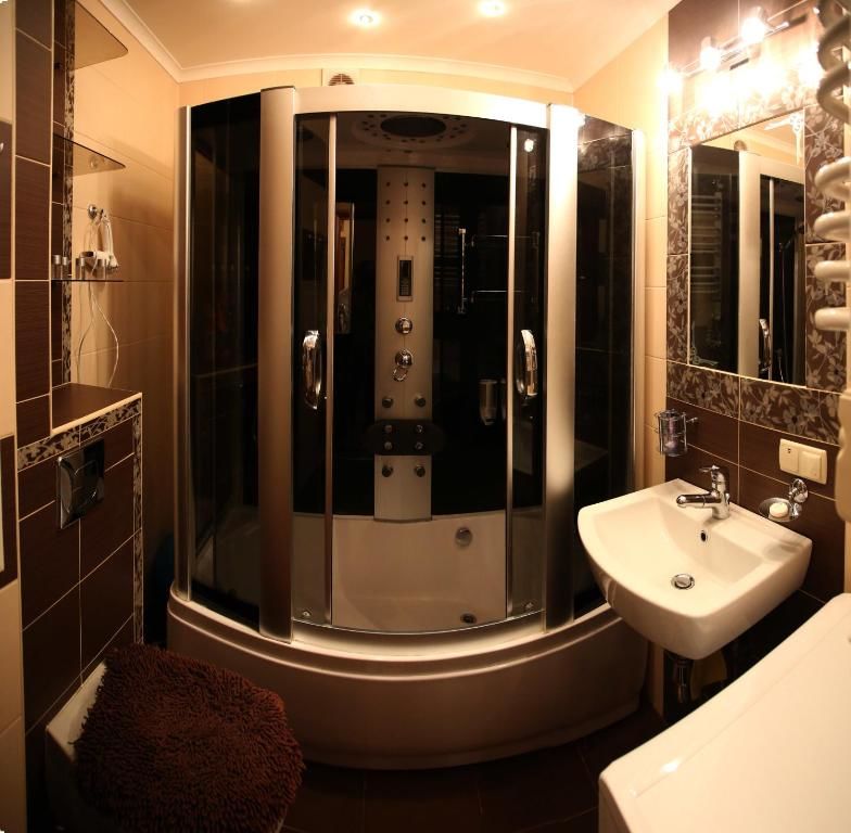 Апартаменты ROMANTIC Apartments - TWO BEDROOMS Львов-33