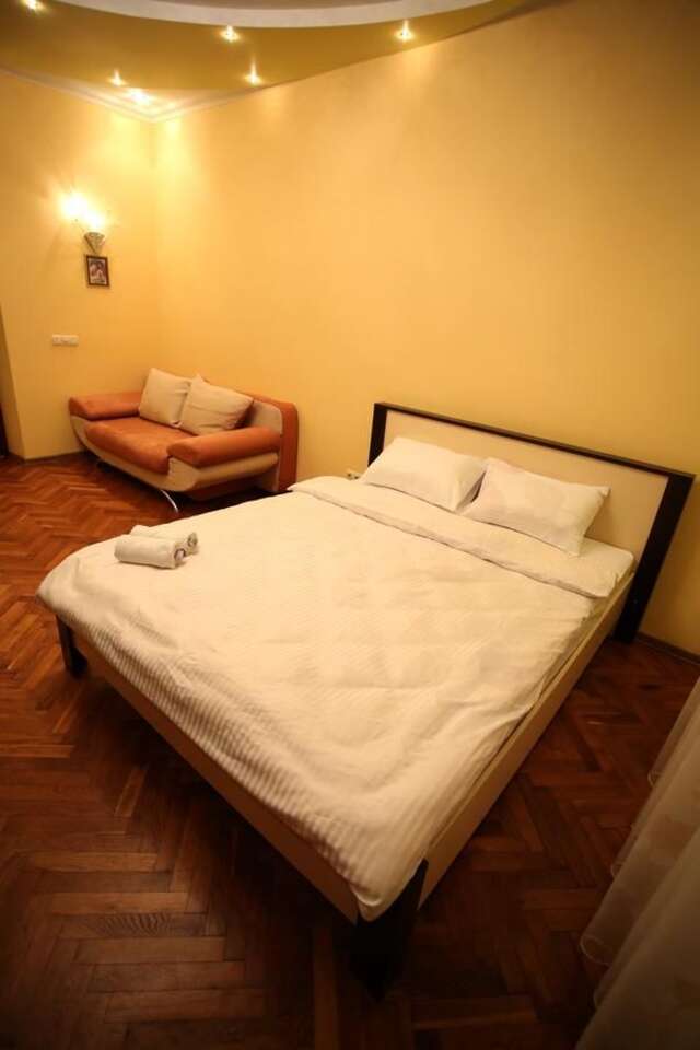 Апартаменты ROMANTIC Apartments - TWO BEDROOMS Львов-17